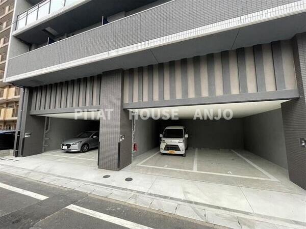 S-RESIDENCE安城adorable（606） 駐車場