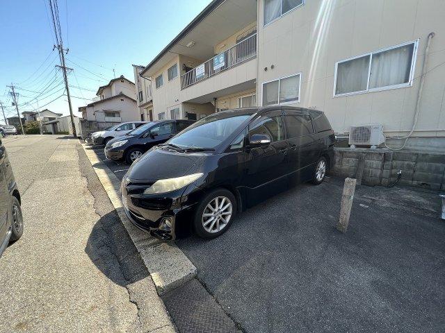 ピアハイツ（203） 駐車場
