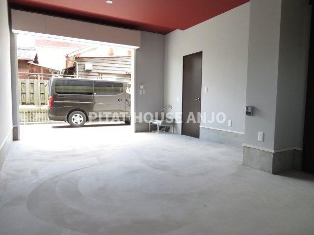 Garage Villa 米津（101） 駐車場