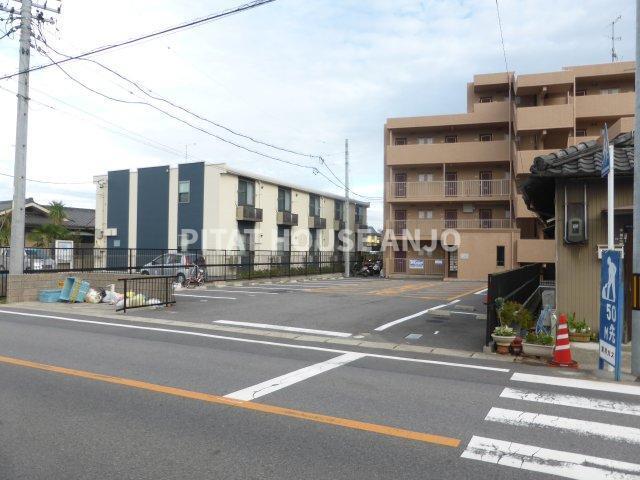 A・City明治本町（407） 駐車場