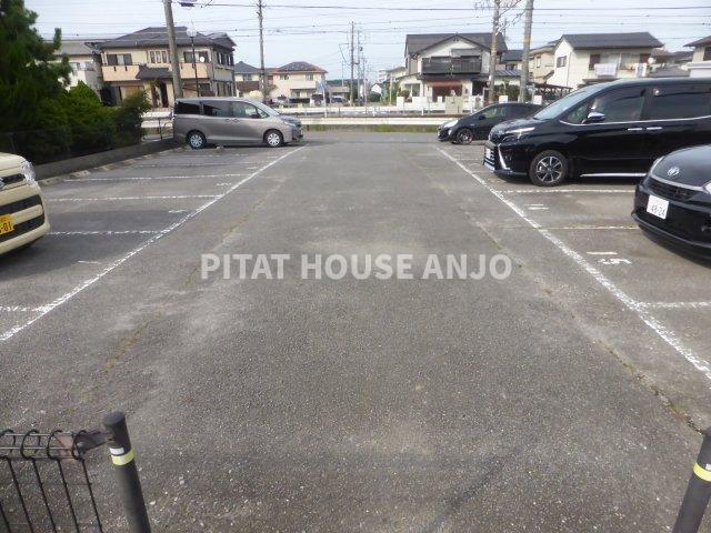 緑コーポ（205） 駐車場