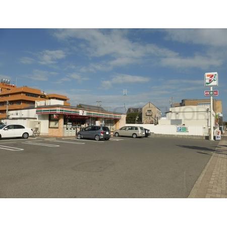 ｾﾌﾞﾝｲﾚﾌﾞﾝ 碧南市役所前店：1085m