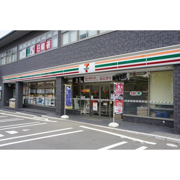 セブンイレブン川崎小台2丁目店：382m