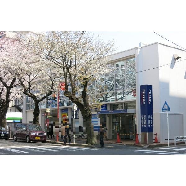 みずほ銀行鷺沼支店：398m