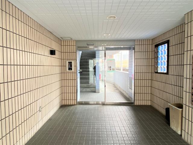 安藤ビル４（103） エントランス