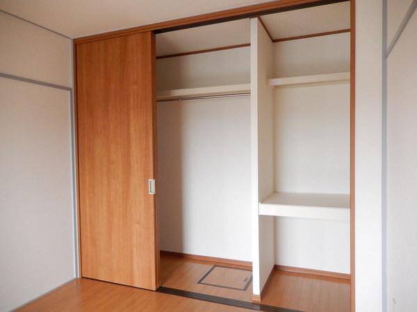 コーポ忠末（104） 収納