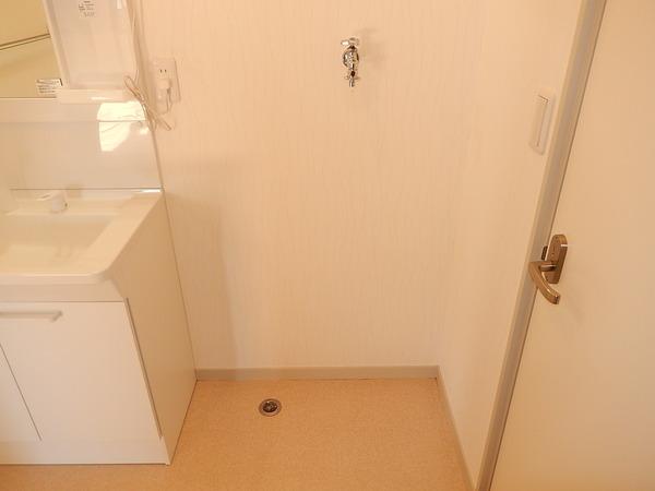 岡野棟割東側（-） 室内