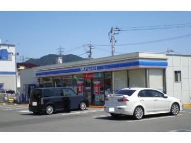 ファミリーマート五日市コイン通り店：137m