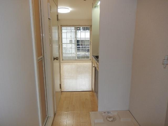 グリューネＡ棟（105） 玄関
