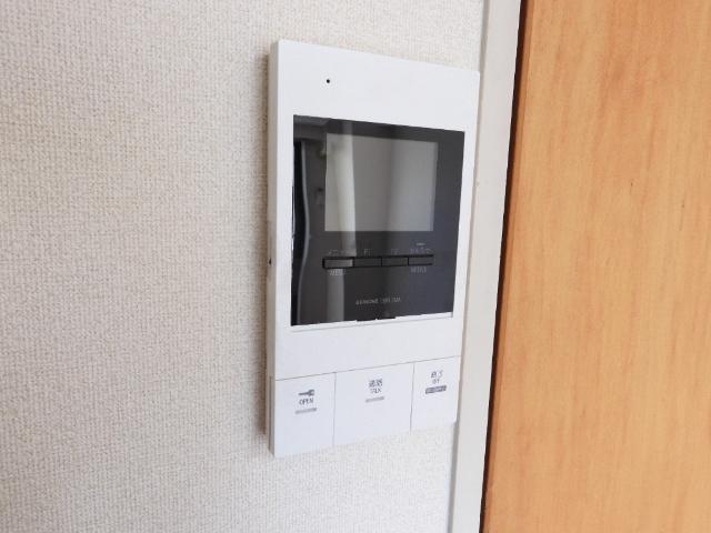 ロイヤルエムズ（305） 室内