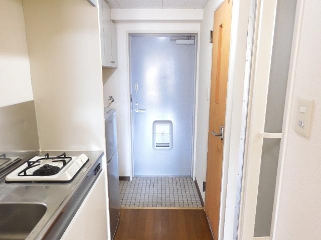 ロイヤルエムズ（305） 部屋画像