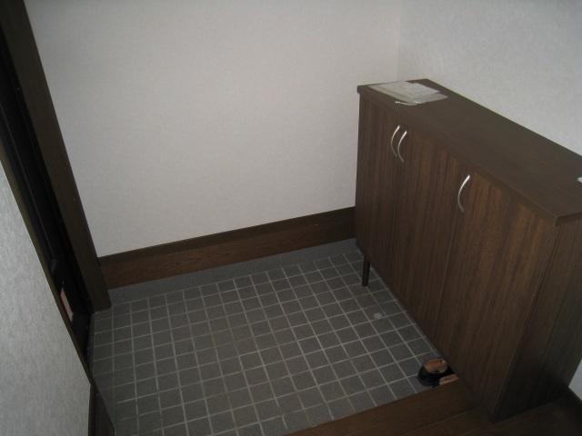 前横山棟割 玄関