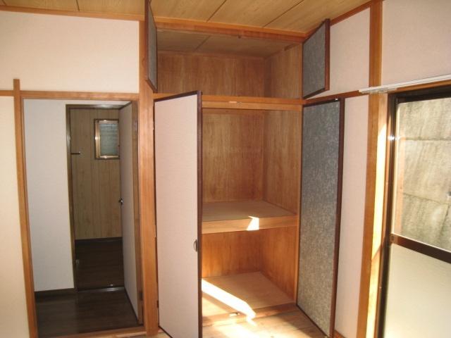 前横山棟割 収納