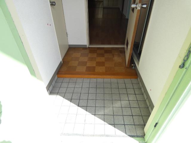 川村ビル（301） 玄関