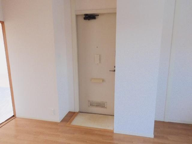 金谷コーポラス（305） 玄関