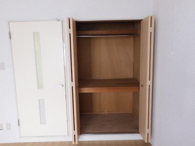 アクシス翠町（302） 収納