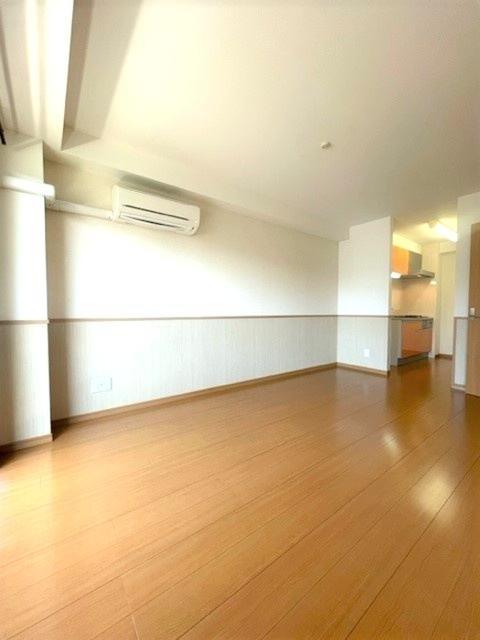 ＲＯＯＭ　ＢＯＷＷＯＷ（103） 部屋画像