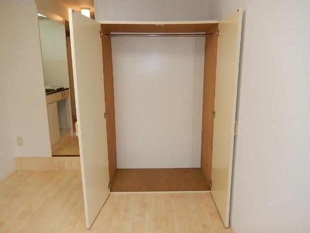グリューネＡ棟（105） 収納
