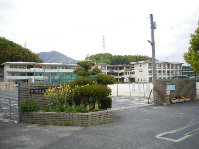 廿日市市立宮内小学校：503m