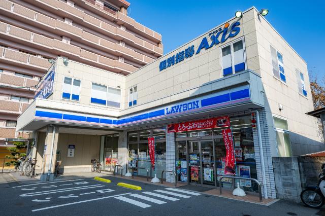 ローソン広島大町東2丁目店：464m