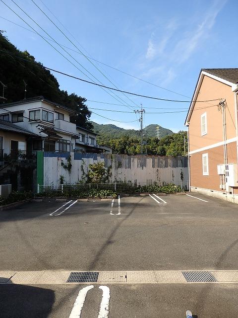 プロヴァンスＡ（202） 駐車場