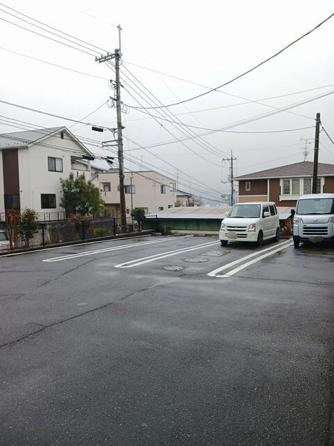 ヴィラ・グリーン（102） 駐車場