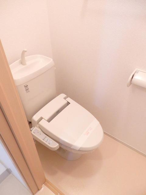 ヴィラ　ジャローネ（302） トイレ