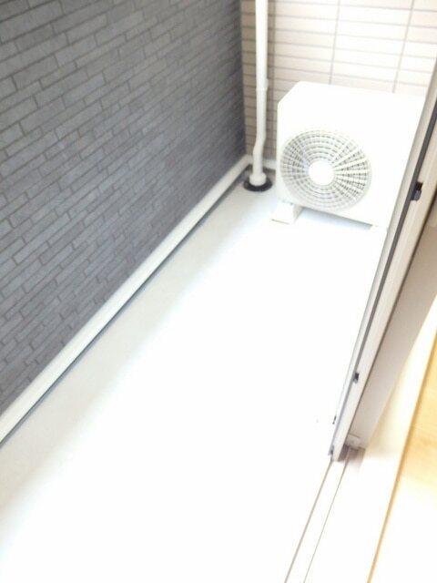 クオーレ　コイン通り（102） バルコニー