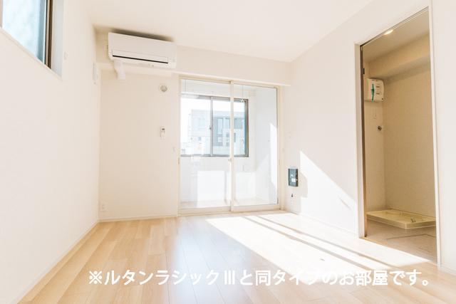 メゾン・セレニテ　Ｃ（101） 室内