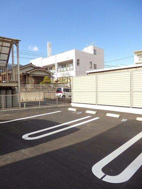 スターマイン（205） 駐車場