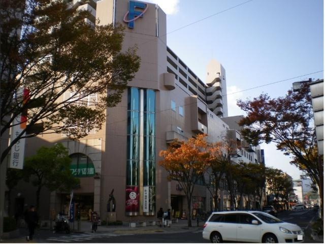 フードウェイ福屋五日市店：898m