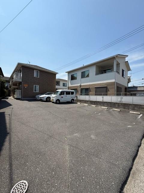 コスモ五日市（103） 駐車場
