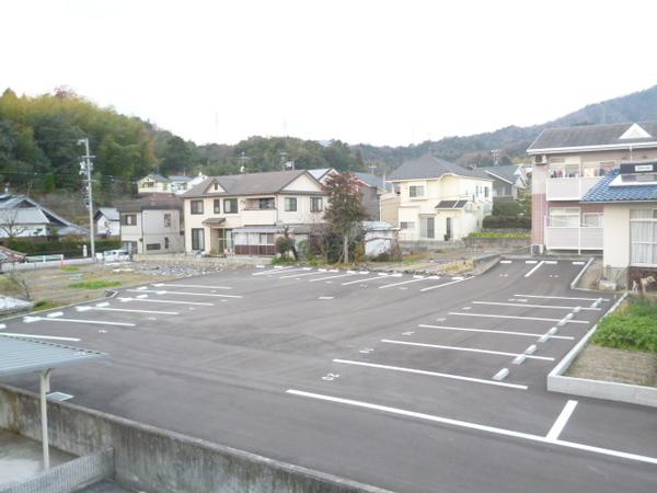 グリューネＢ棟 物件画像
