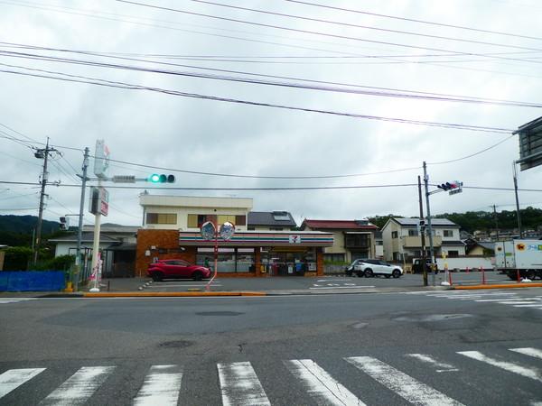セブンイレブン広島河津原店
