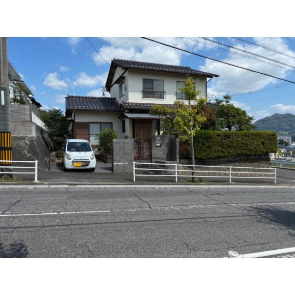 広島県広島市佐伯区観音台２丁目