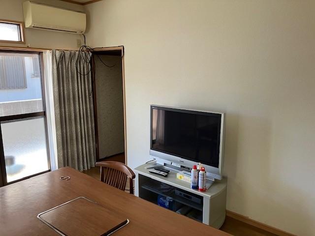 観音台1丁目中古戸建 リビング