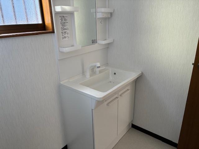 藤の木3丁目中古戸建 洗面