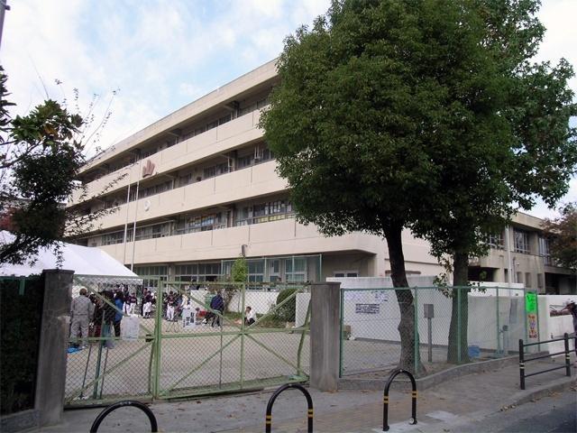 吹田市立山手小学校