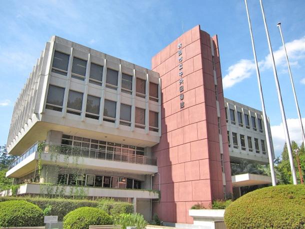 吹田市立中央図書館