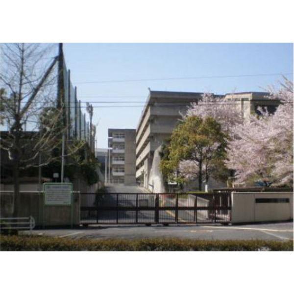 中学校