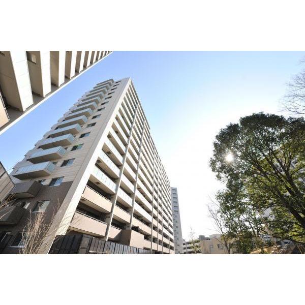 グランファースト千里桃山台８号棟 外観