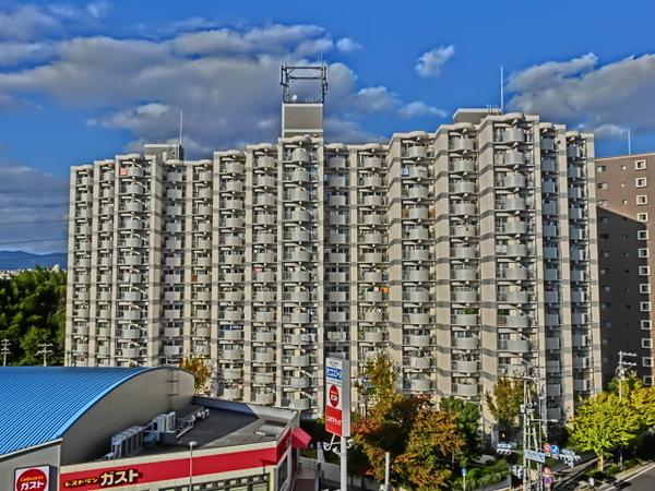 南千里グリーンハイツ 外観