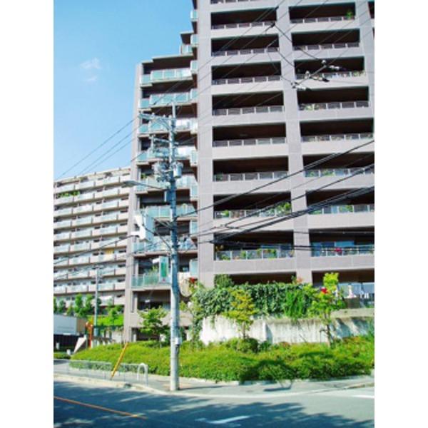 北千里グランドパークスクエアＡ棟 外観