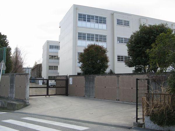 中学校
