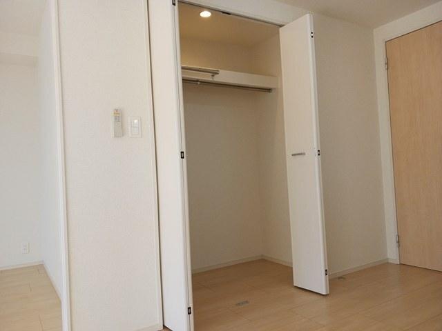 サン・ブローテ（102） 収納