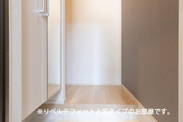 カルムコート向ヶ丘（101） 玄関