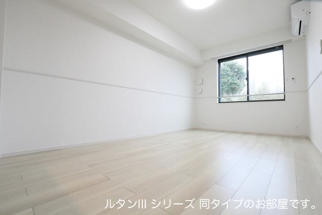 シャンティ長沢（102） リビング