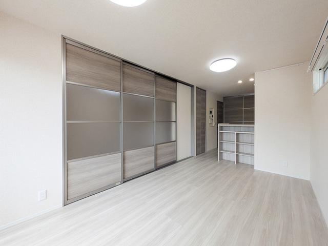 Craspedia（102） 部屋画像