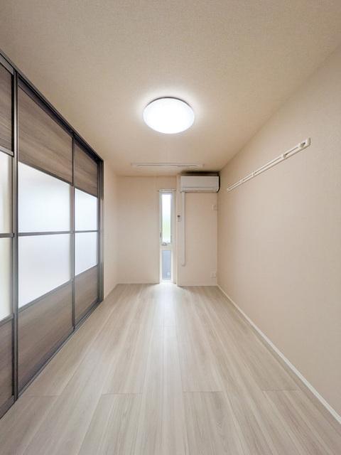 Craspedia（102） 部屋画像