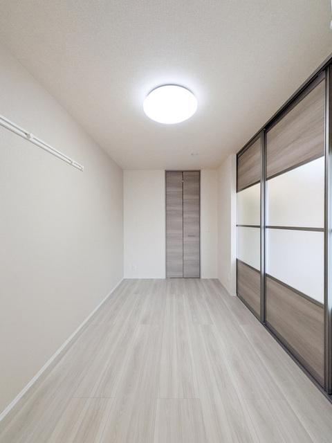 Craspedia（102） 部屋画像